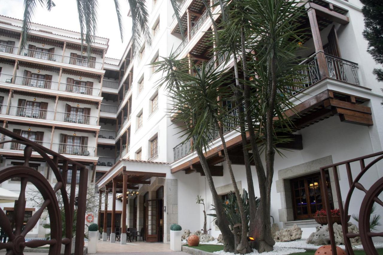 Hotel La Carolina Lloret de Mar Exteriör bild