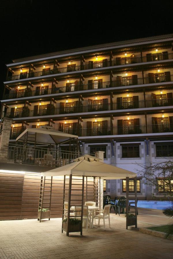 Hotel La Carolina Lloret de Mar Exteriör bild
