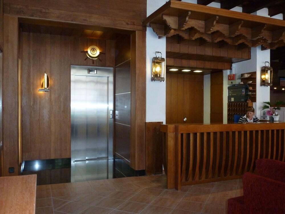 Hotel La Carolina Lloret de Mar Exteriör bild